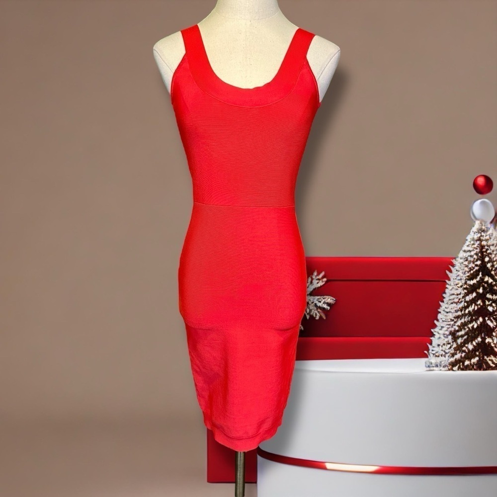 BCBGMaxAzria Bright Red Sleeveless Bandage / Bodycon Style Mini Dress Size XS